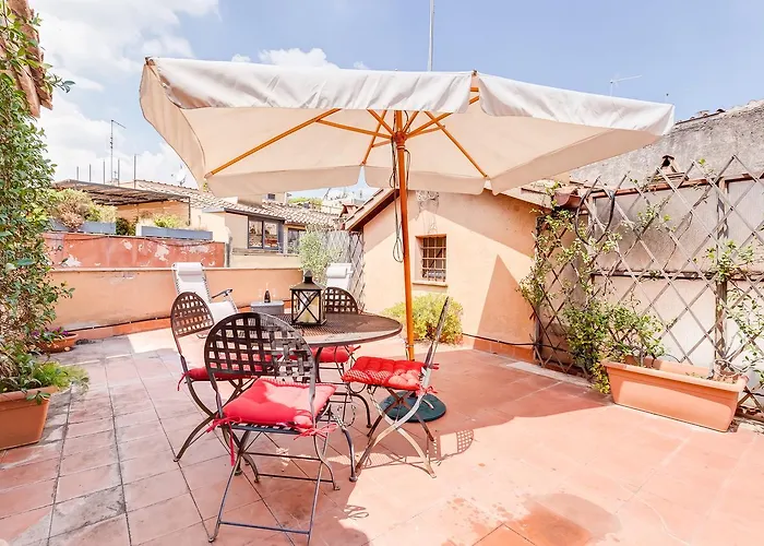 דירה Romantic House With Terrace *