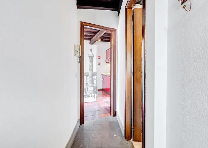 דירה Romantic House With Terrace